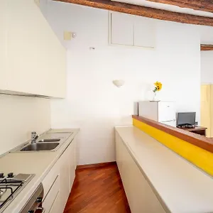 corte-sconta-apartment.hotelslidodijesolo.com/