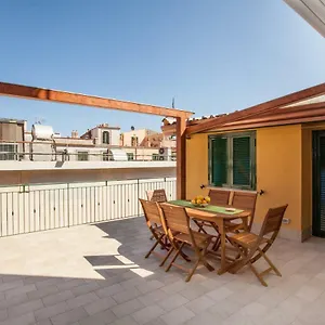 casa-rosaria-taormina.taorminaitalyhotels.com/